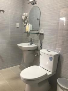 Koupelna v ubytování Con Dao Tan Son Nhat Hotel