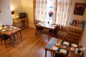 Gallery image of Wendover Guest House in Bolton