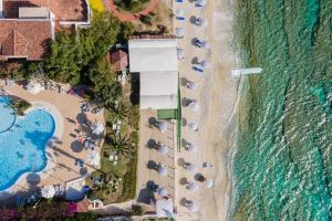 Nespecifikovaný výhled na moře nebo výhled na moře při pohledu z hotelu