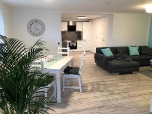 Kuchyň nebo kuchyňský kout v ubytování Ferienwohnung Am Gondelteich
