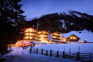 Adler Inn Tyrol Mountain Resort SUPERIOR v zimě + 37 fotografií