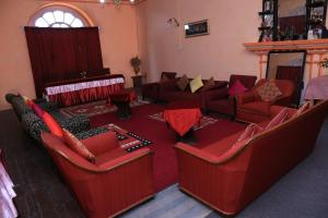 Χώρος καθιστικού στο Prince Hotel Mallroad