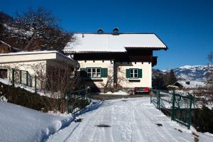 Ferienhaus Kollinger om vinteren