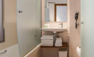 Hotel Jeni & Restaurant, Es Mercadal – Updated 2022 Prices