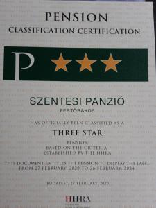 Ett certifikat, pris eller annat dokument som visas upp på Szentesi Panzió