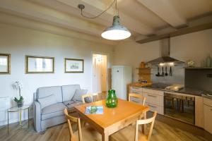 מטבח או מטבחון ב-One bedroom appartement with wifi at Lastra a Signa