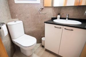 Kúpeľňa v ubytovaní Sitges Views + 7 fotografií