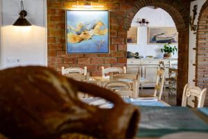 Posezení v ubytování Hotel Almadraba