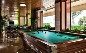 Biliár nebo kulečník v ubytování Hotel Gambrinus - Valentini Family Village