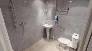 Gallery image of Kyriad Direct Achères in Achères