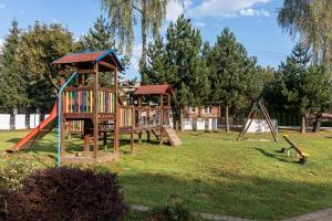 Villa Jurka tesisinde çocuk oyun alanı