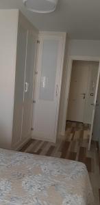 Łóżko lub łóżka w pokoju w obiekcie Alojamiento en Villamayor