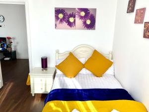 2-Bedrooms Apartment, Lounge, Balcony