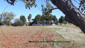 A garden outside vacanze nella natura con vista mare