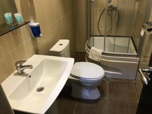 Ванная комната в Apartment In Batumi MGZAVREBI