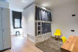 Airhostel Barcelona Airport 24h的休息区