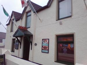 Gallery image of Holland Hotel in Llanfachraeth