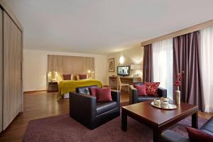 Ο χώρος του lounge ή του μπαρ στο Hotel Bavaria - Partnerbetrieb von Oberstaufen PLUS