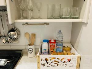 
A kitchen or kitchenette at “Le case di Paglia a Parma“
