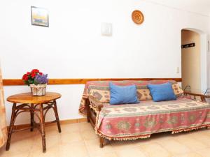 Ruang duduk di Apartment Adelfa apt- 1 by Interhome +13 gambar