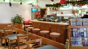 Lounge nebo bar v ubytování Le Merle Châtelain