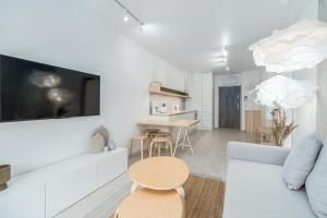 Kuchyňa alebo kuchynka v ubytovaní Apartment Balticus 19A by Noclegi Renters