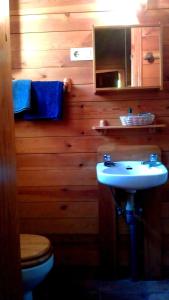 Koupelna v ubytování Cabañas Jimera de Líbar