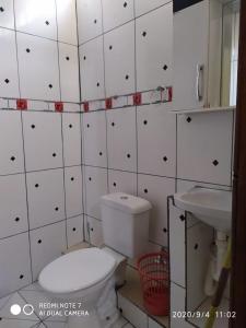 Um banheiro em Chalés Margarida