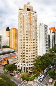 Uma visão geral de São Paulo ou uma vista da cidade tirada do hotel