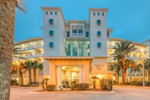 صورة لـ Carillon Beach Resort Inn في بنما سيتي بيتش