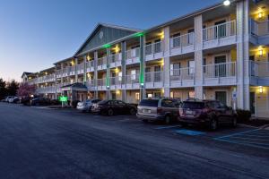Photo de la galerie de l'établissement HomeTowne Studios by Red Roof Philadelphia - Maple Shade, NJ, à Maple Shade