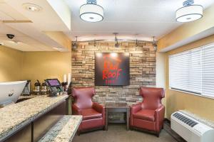 Зона вітальні в Red Roof Inn Lansing West - MSU