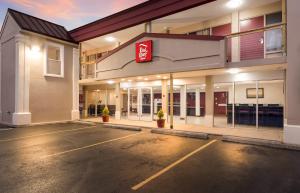 ด้านหน้าอาคารหรือทางเข้าของ Red Roof Inn Dayton - Moraine/U of Dayton