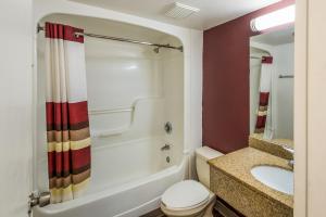 Gallery image of Red Roof Inn Rochester - Airport in Rochester