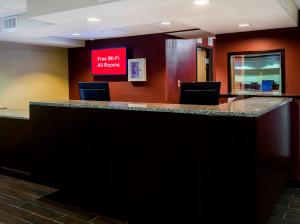 Vstupní hala nebo recepce v ubytování Red Roof Inn PLUS+ & Suites Malone
