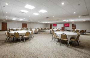 Afbeelding uit fotogalerij van Red Roof Inn Hartford- New Britain in New Britain