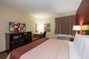 Gallery image of Red Roof Inn & Suites Cincinnati North-Mason in Mason