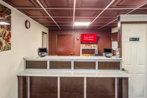 Preddverje oz. recepcija v nastanitvi Red Roof Inn Chicago-Alsip