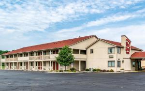 Gallery image of Red Roof Inn Columbus - Taylorsville in Taylorsville
