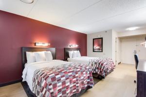 Postel nebo postele na pokoji v ubytování Red Roof Inn Laredo