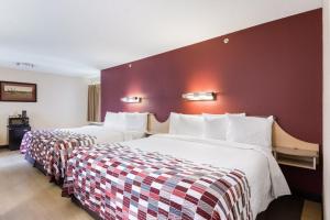 Postel nebo postele na pokoji v ubytování Red Roof Inn Laredo