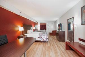 Gallery image of Red Roof Inn & Suites Rome in Rome
