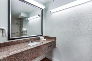 Foto sihtkohas Monteagle asuva majutusasutuse Red Roof Inn Monteagle - I-24 galeriist