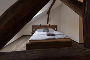 Posteľ alebo postele v izbe v ubytovaní Apartsee Wellness Plzeň