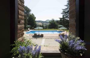 The swimming pool at or close to Villa Teloni