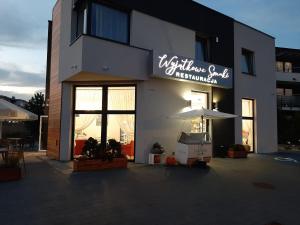 Το κτήριο όπου στεγάζεται  το bed & breakfast