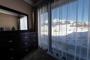 Výhľad na hory alebo výhľad na hory priamo z apartmánového hotela