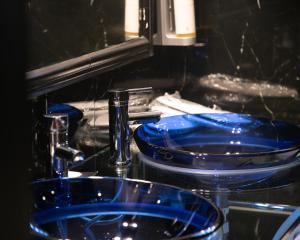 Foto dalla galleria di Andromeda Suites ad Atene