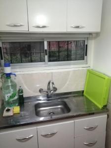 Η κουζίνα ή μικρή κουζίνα στο Alojamiento LA TUNA