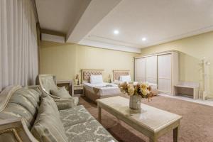 Afbeelding uit fotogalerij van HUMO hotel in Tasjkent +30 foto's